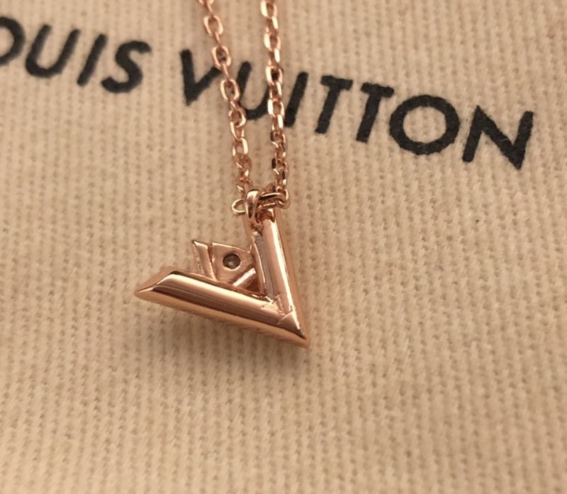 Louis Vuitton Necklaces